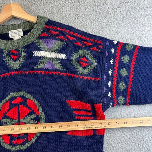 Vintage 90s Fabe Abstract Geometric  All Over Tribal Design sweater size M - Picture 4 of 9